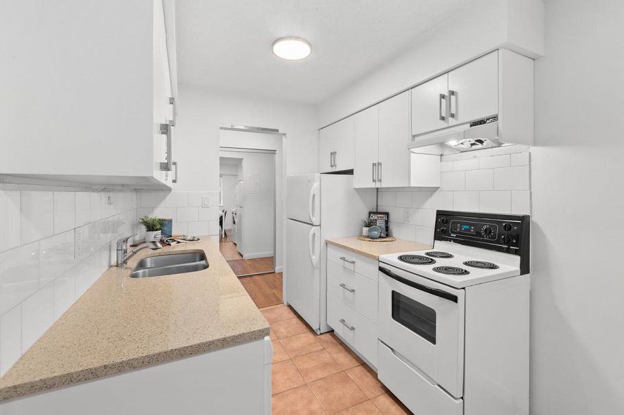 205 1540 E 4th Avenue Vancouver, BC - 6