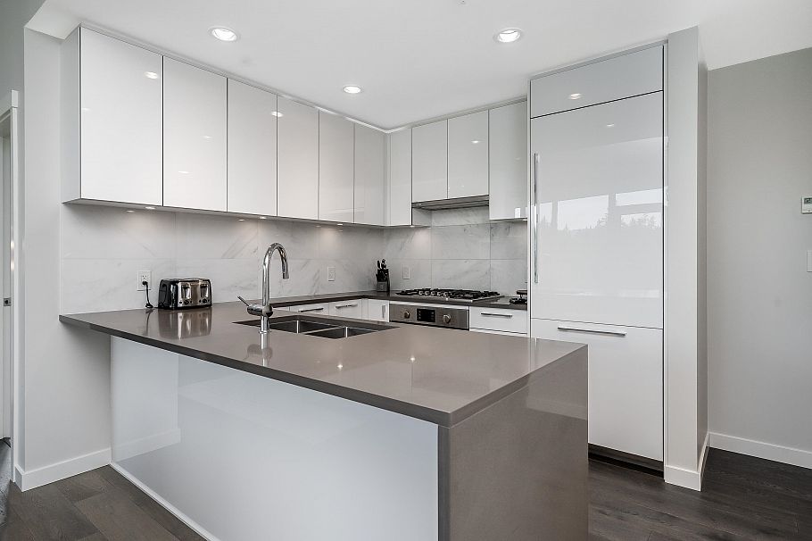 1705 3487 Binning Road Vancouver, BC - 7