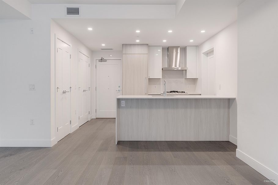 305 488 W 58th Avenue Vancouver, BC - 10