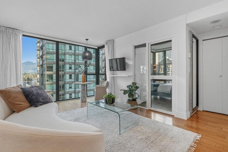 502 1331 W Georgia Street Vancouver, BC - 16