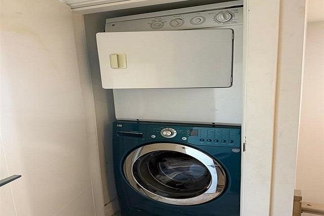 2681 E 41st Street Vancouver, BC - 8