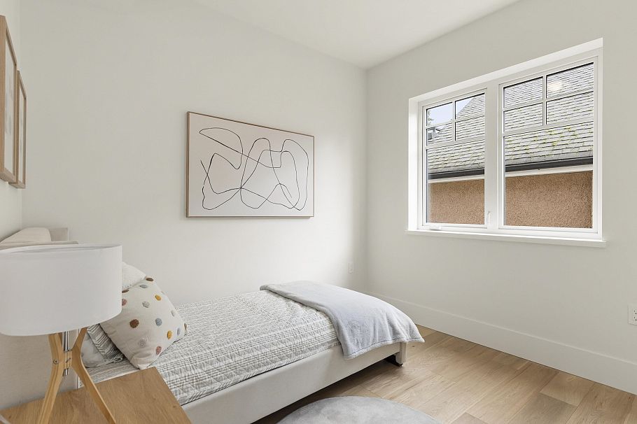 1 3919 W 18th Avenue Vancouver, BC - 18