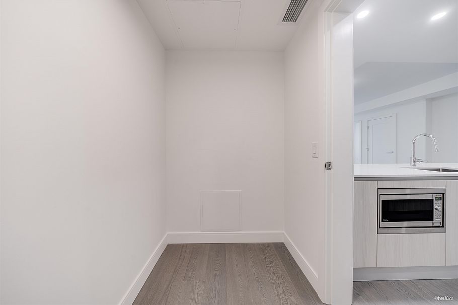 305 488 W 58th Avenue Vancouver, BC - 12