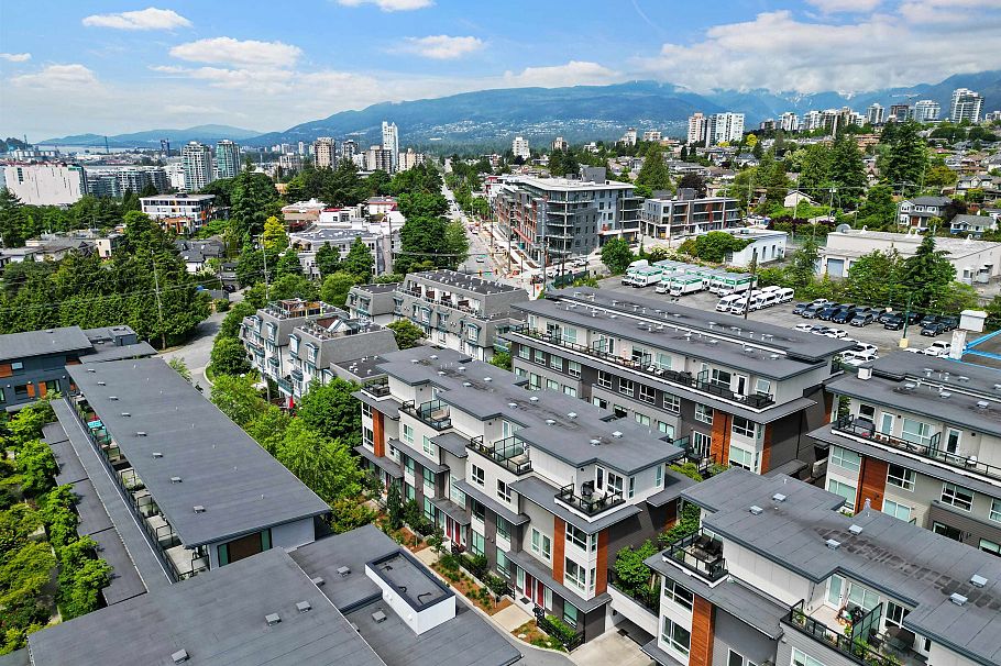 13 533 E 3rd Street North Vancouver, BC - 39