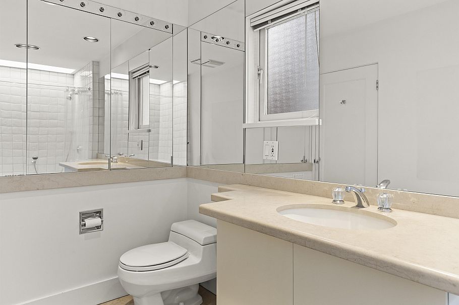 3545 W King Edward Avenue Vancouver, BC - 31