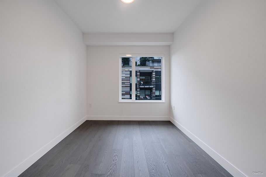 305 488 W 58th Avenue Vancouver, BC - 16