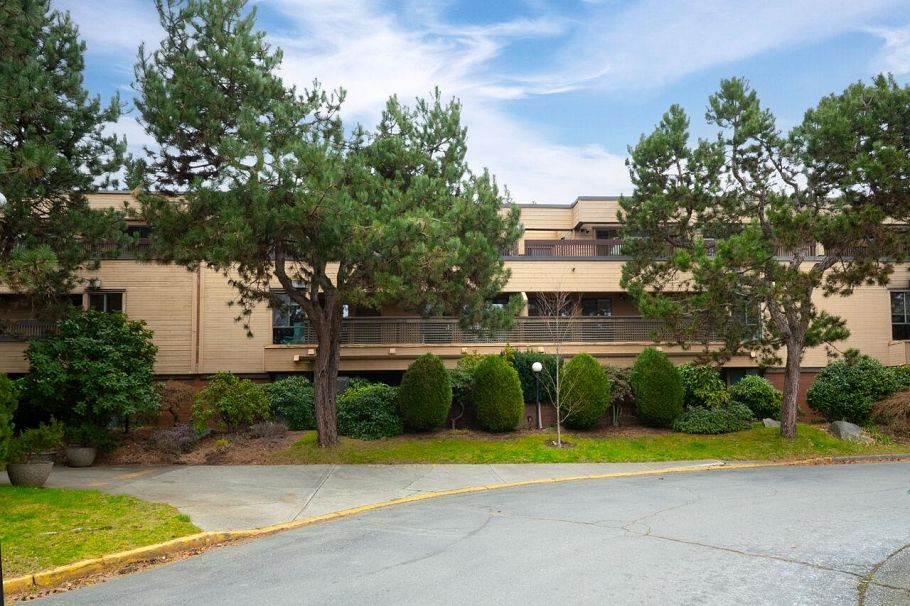 207 333 Wethersfield Drive Vancouver, BC - 25