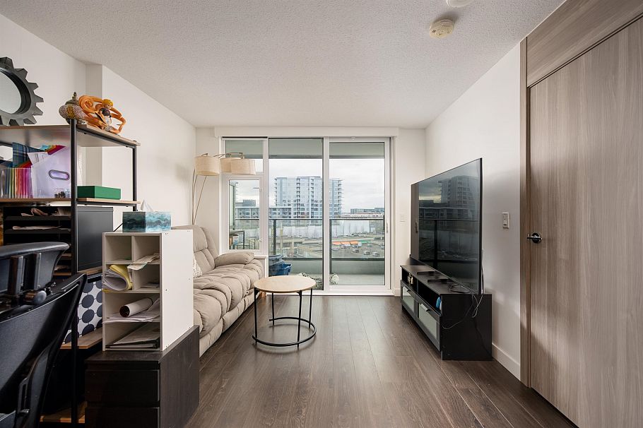 605 8555 Capstan Way Richmond, BC - 4