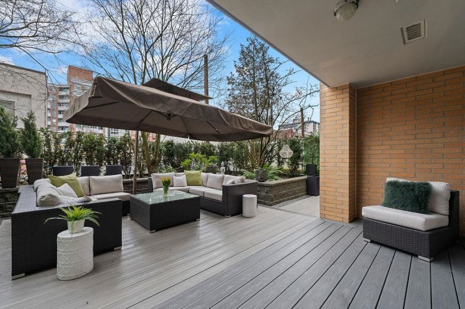 213 221 Union Street Vancouver, BC - 22