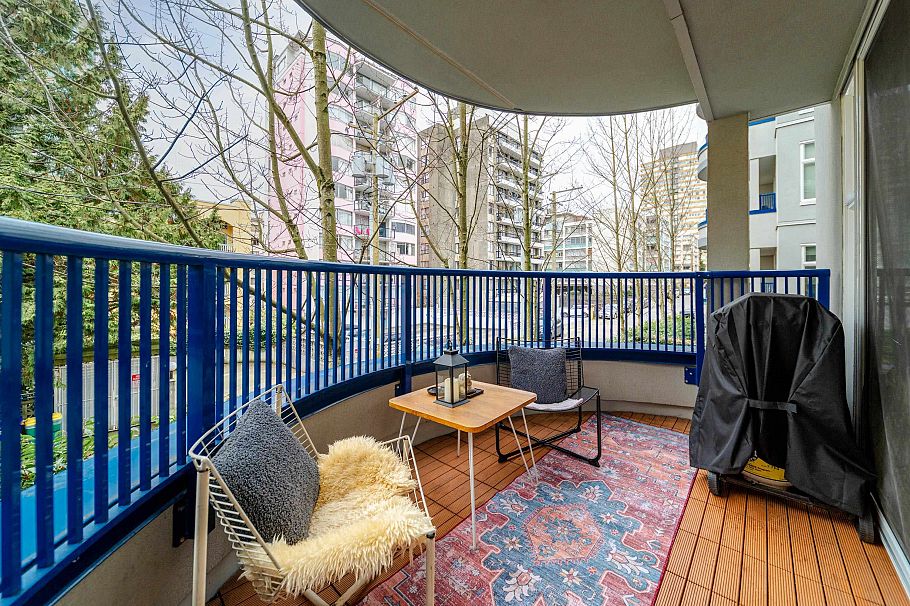 212 1924 Comox Street Vancouver, BC - 22