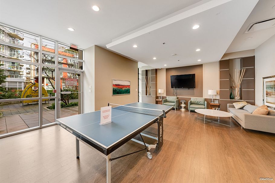 513 63 W 2nd Avenue Vancouver, BC - 17