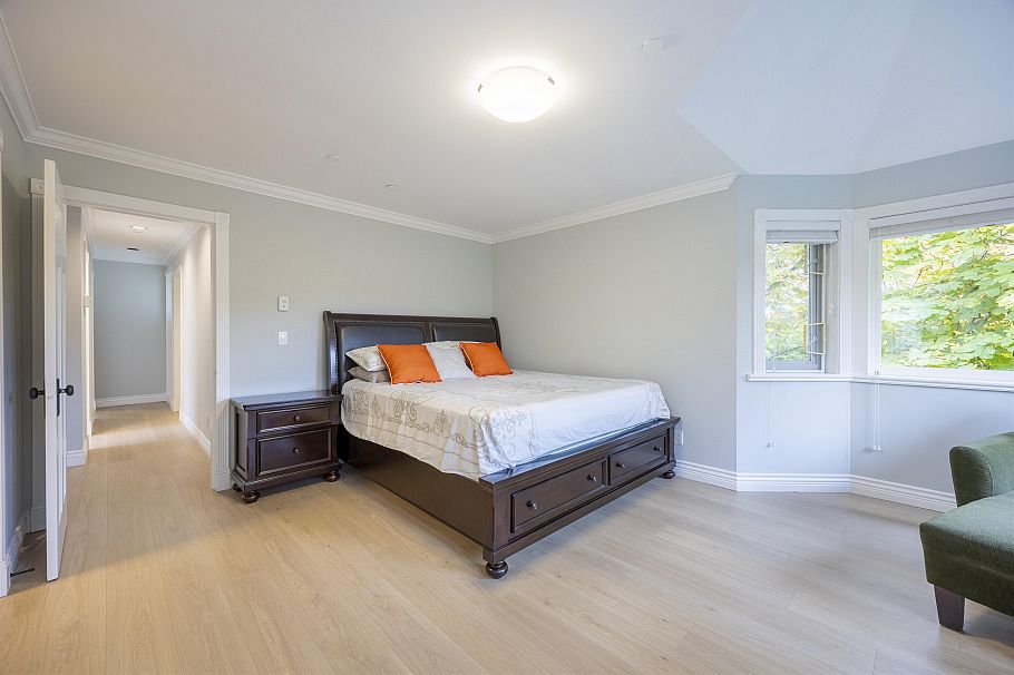 4203 W 14th Avenue Vancouver, BC - 17