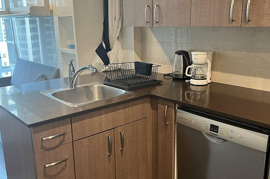 1508 610 Granville Street Vancouver, BC - 5