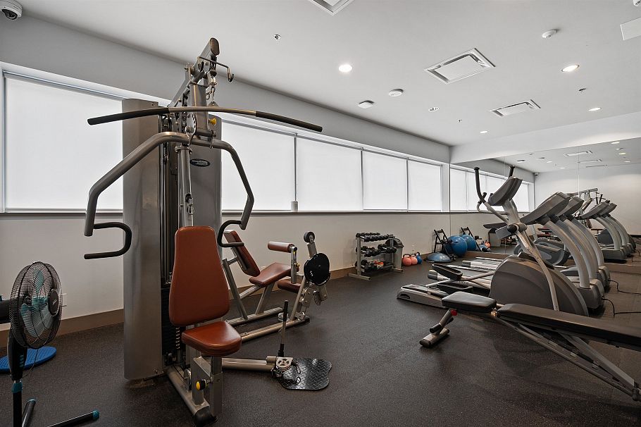 1608 150 W 15th Street North Vancouver, BC - 33