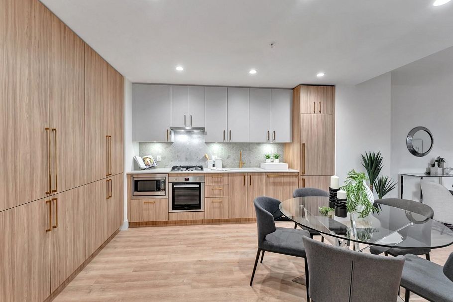 105 2325 Emery Court North Vancouver, BC - 7