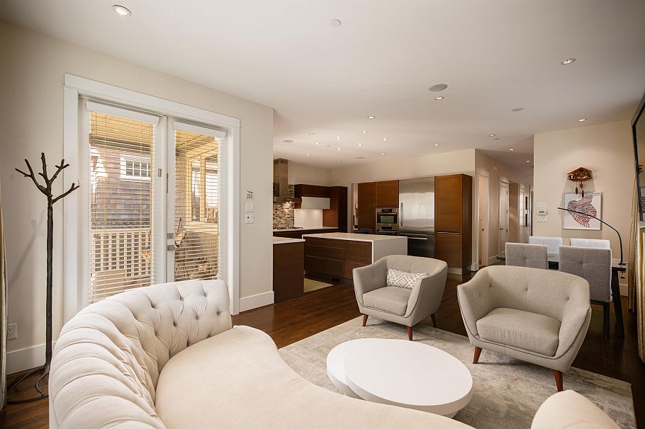 6467 Larch Street Vancouver, BC - 9