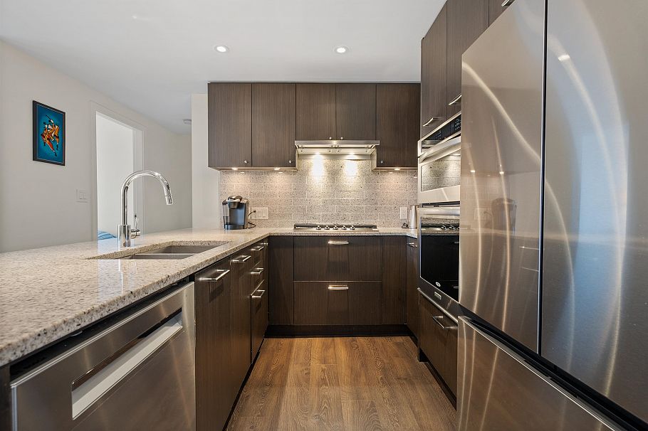 1608 150 W 15th Street North Vancouver, BC - 23