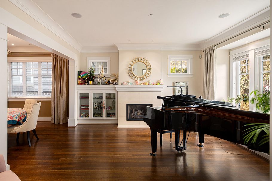 6467 Larch Street Vancouver, BC - 5