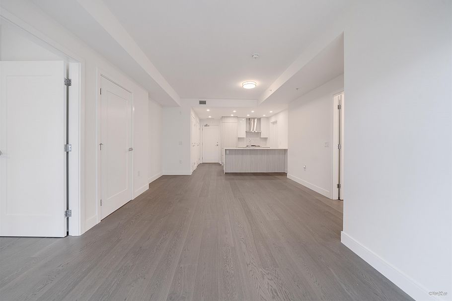 305 488 W 58th Avenue Vancouver, BC - 9