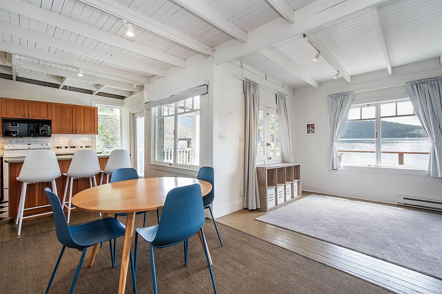 5293 Indian River Drive North Vancouver, BC - 11