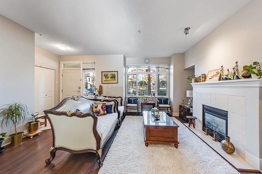 888 W 58th Avenue Vancouver, BC - 4