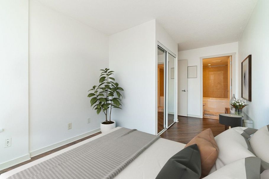 1208 1212 Howe Street Vancouver, BC - 9