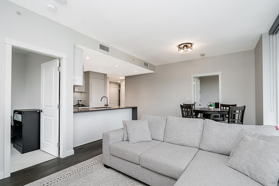 1705 3487 Binning Road Vancouver, BC - 18