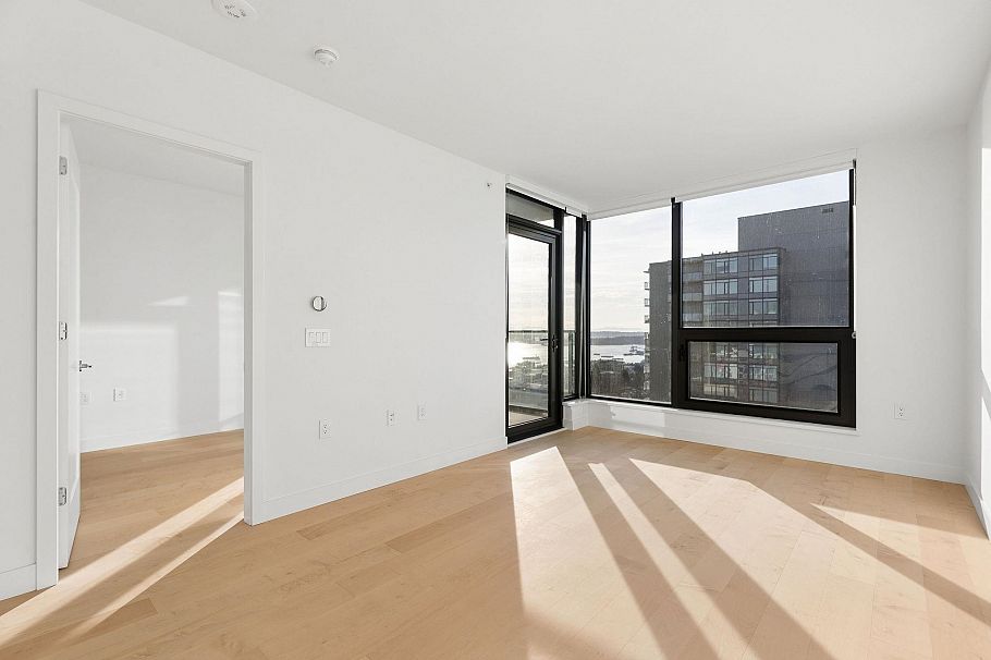 1004 135 E 13th Street North Vancouver, BC - 9