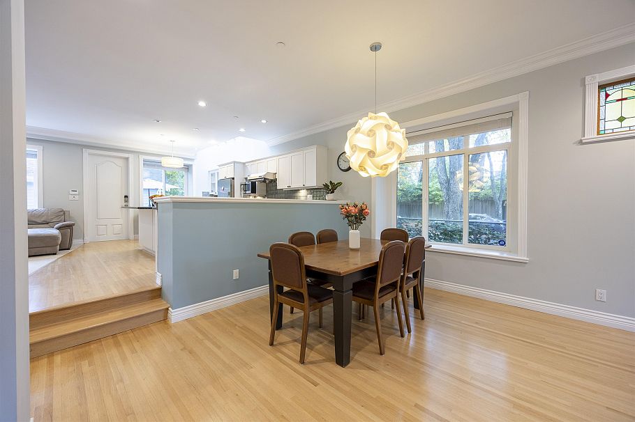 4203 W 14th Avenue Vancouver, BC - 8