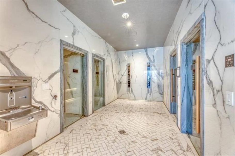 5111 2108 Gilmore Avenue Burnaby, BC - 32