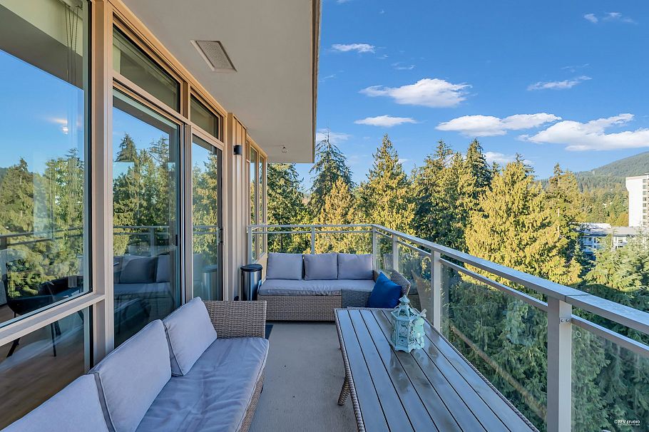 1101 2325 Emery Court North Vancouver, BC - 11