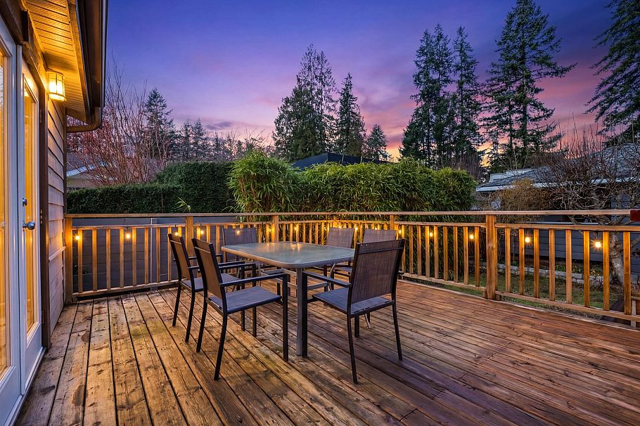 1140 W 20th Street North Vancouver, BC - 27