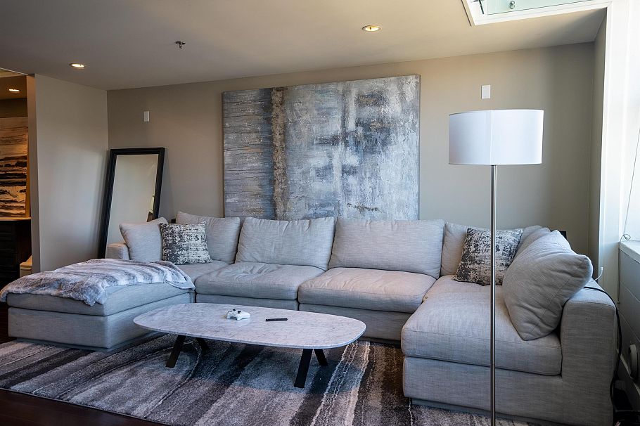 305 1220 E Pender Street Vancouver, BC - 9