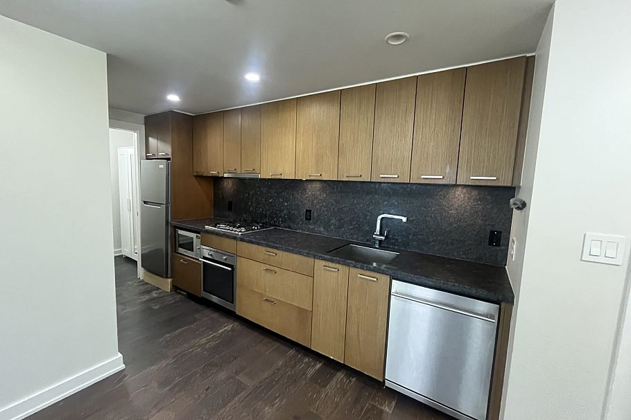 2806 1372 Seymour Street Vancouver, BC - 10