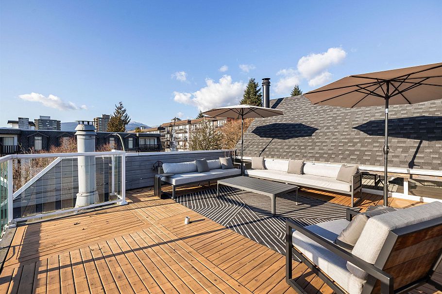 416 St. Georges Avenue North Vancouver, BC - 14