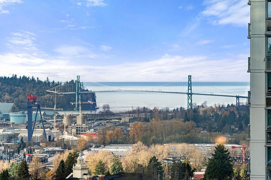 1006 160 E 13th Street North Vancouver, BC - 1