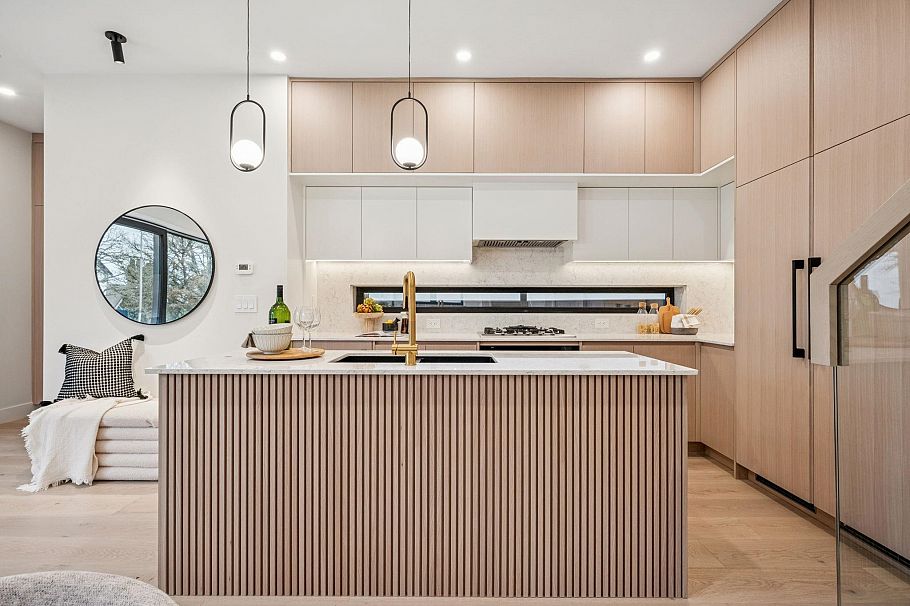 448 W 20th Avenue Vancouver, BC - 17