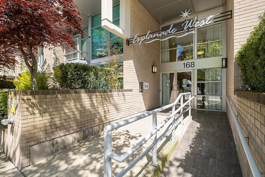 405 168 E Esplanade North Vancouver, BC - 16