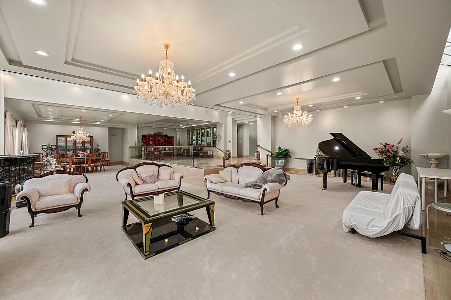 828 Beachview Drive North Vancouver, BC - 5