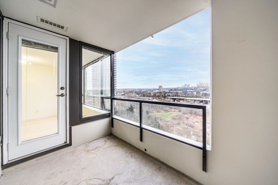 1105 4178 Dawson Street Burnaby, BC - 4