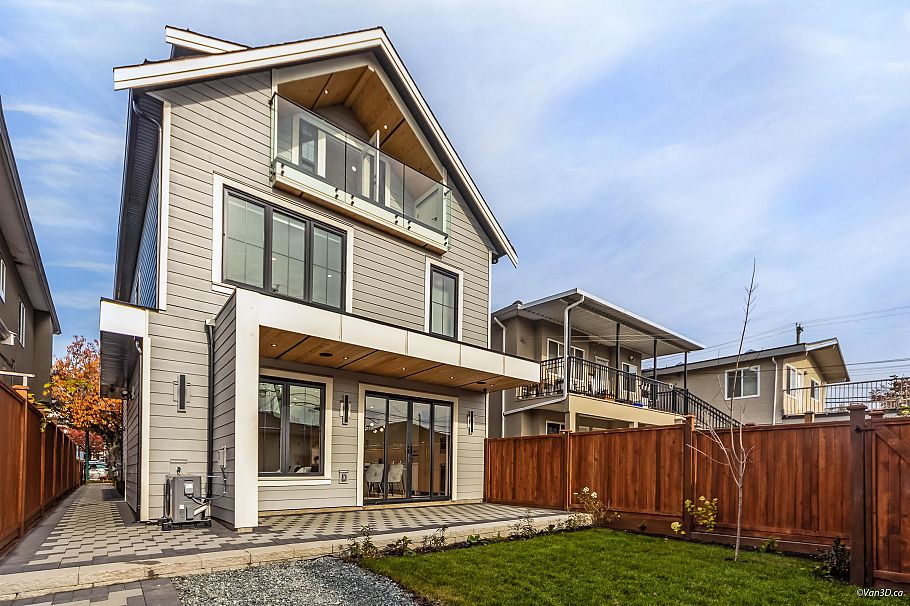 2 150 E 51st Avenue Vancouver, BC - 24