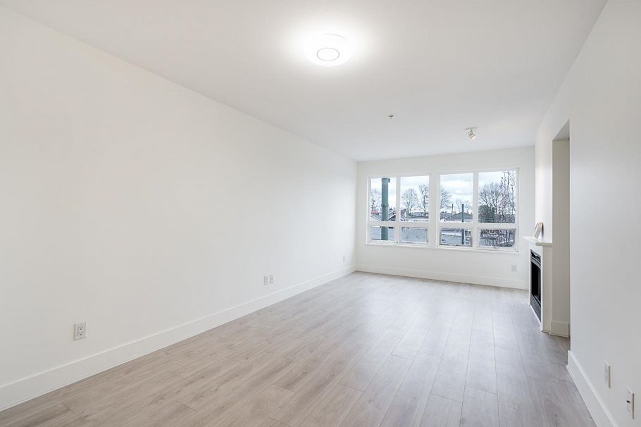 303 3423 E Hastings Street Vancouver, BC - 10