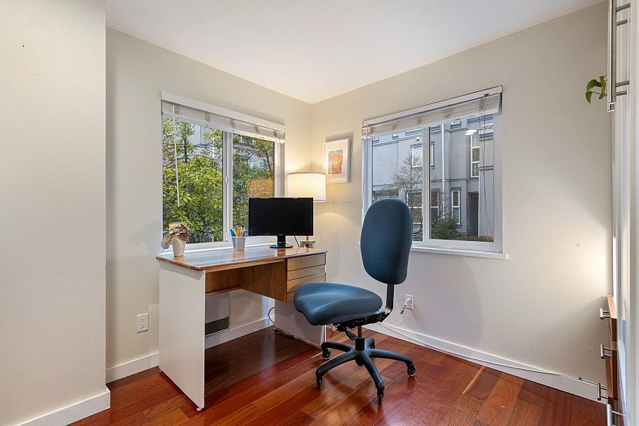 15 877 W 7th Avenue Vancouver, BC - 22