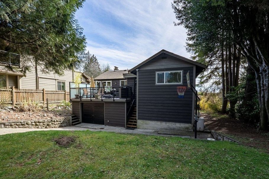 1837 Larson Road North Vancouver, BC - 6