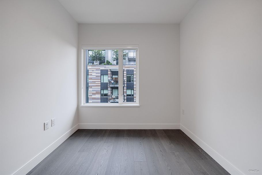 305 488 W 58th Avenue Vancouver, BC - 20