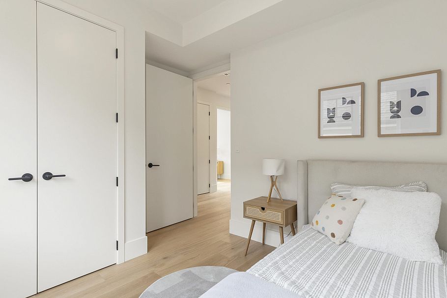 1 3919 W 18th Avenue Vancouver, BC - 19