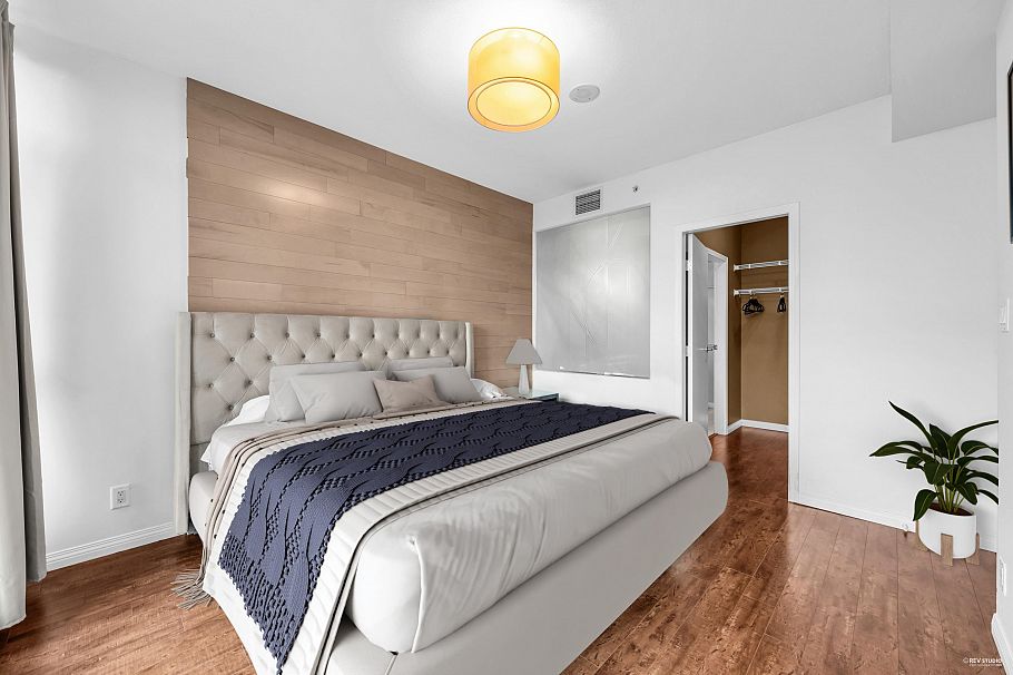 409 100 E Esplanade Street North Vancouver, BC - 16