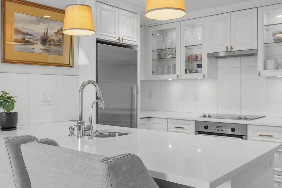 502 1331 W Georgia Street Vancouver, BC - 5