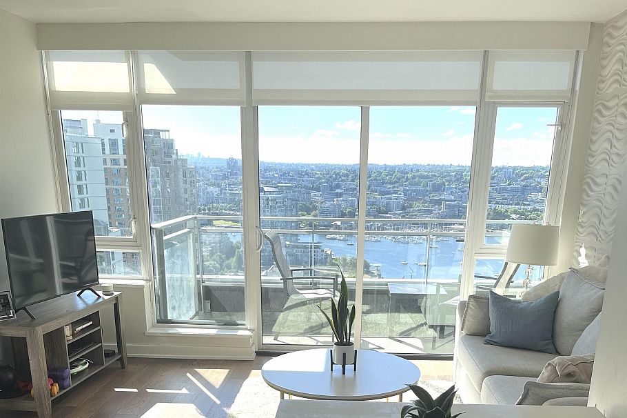 2806 1372 Seymour Street Vancouver, BC - 1