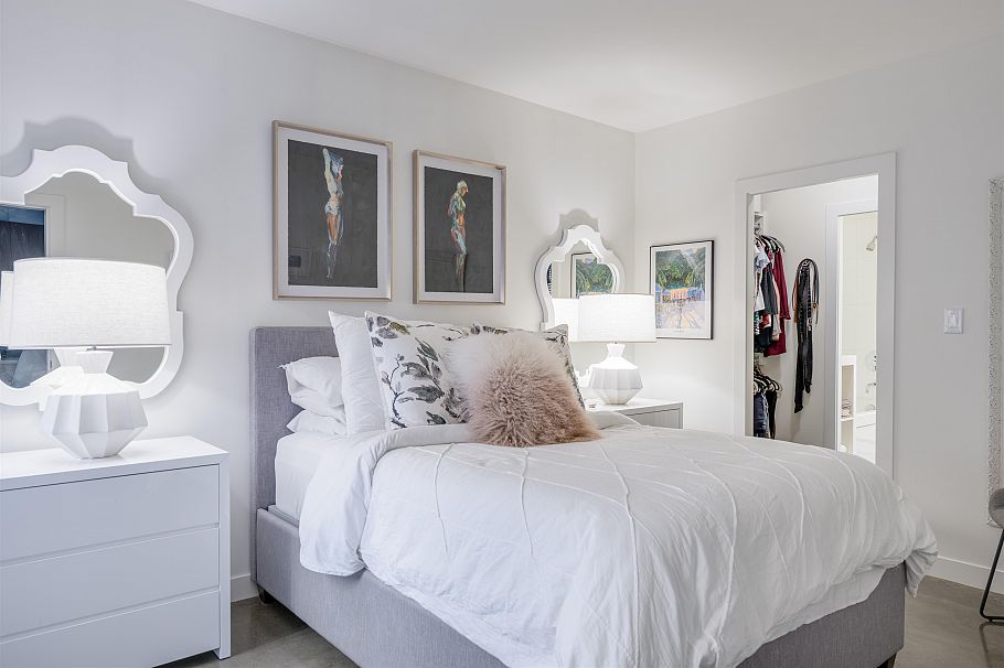 213 221 Union Street Vancouver, BC - 12